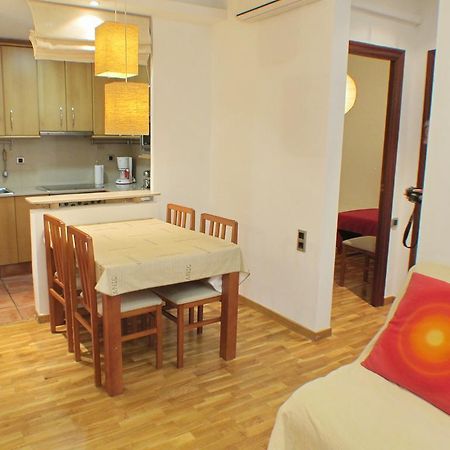 Barcelona4Seasons - Miro Appartement Buitenkant foto